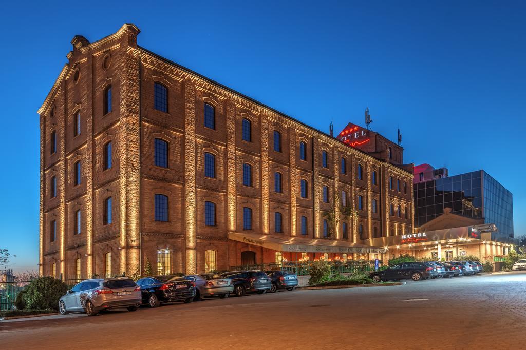 Hotel Mlyn & Spa Włocławek Екстериор снимка